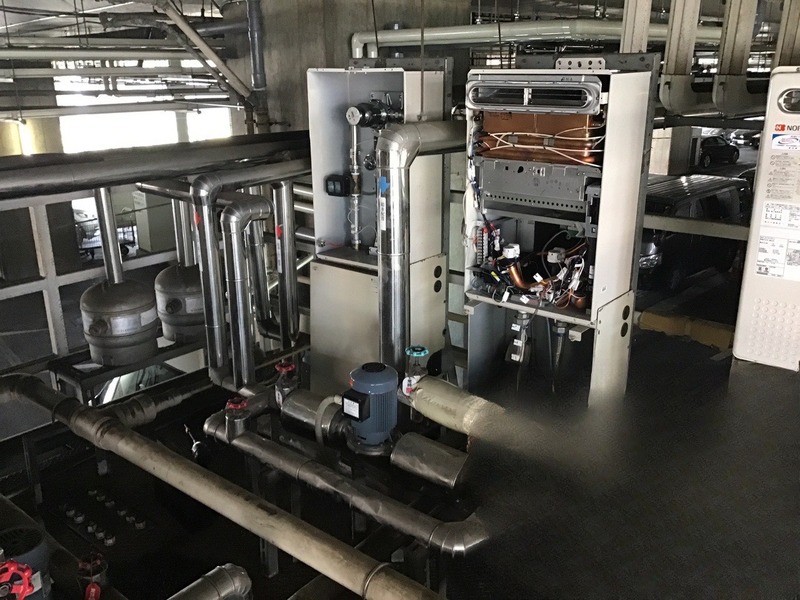 給湯器保守点検作業